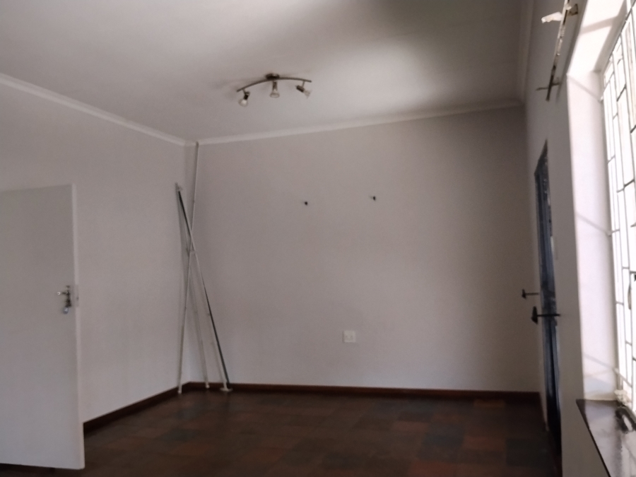 To Let 3 Bedroom Property for Rent in Geelhoutpark North West